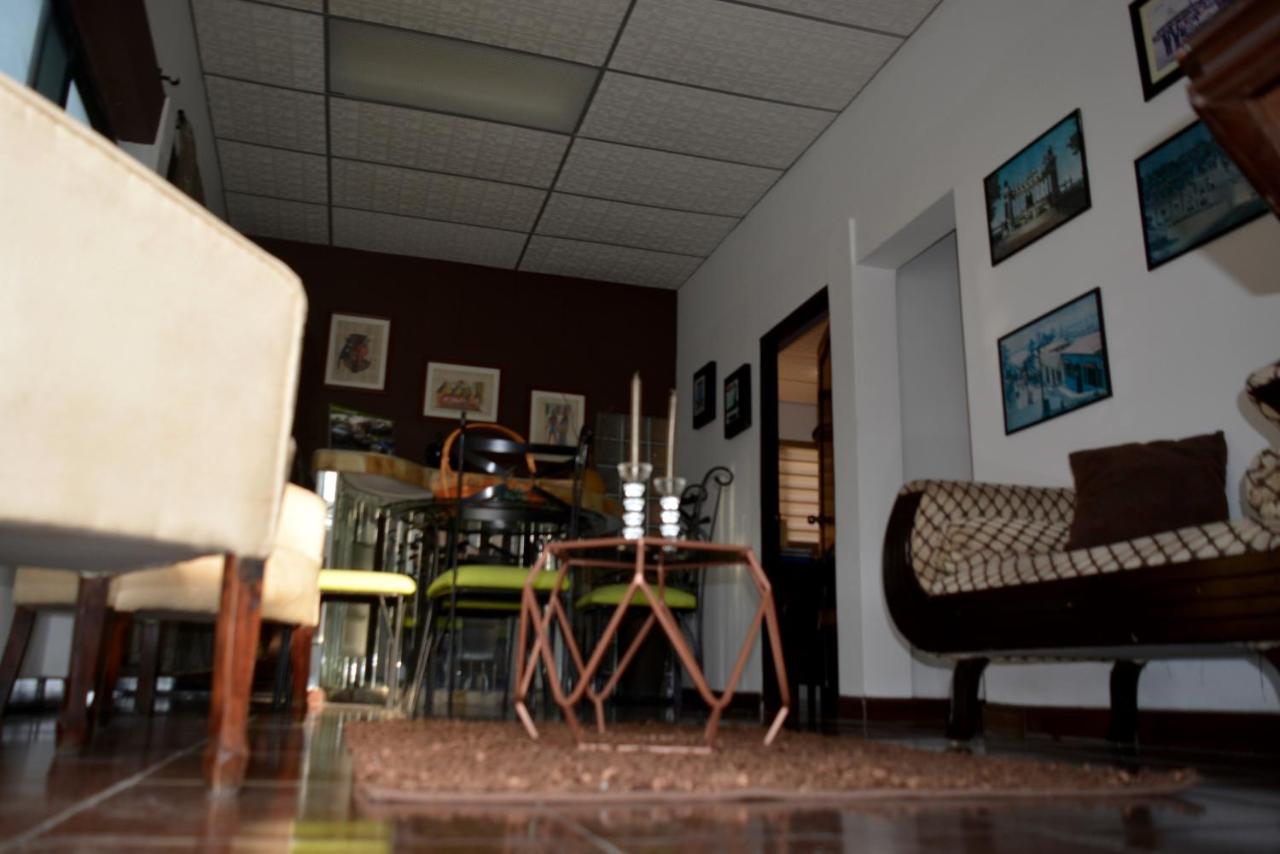 Hostal Villa 97 Guayaquil Exteriér fotografie