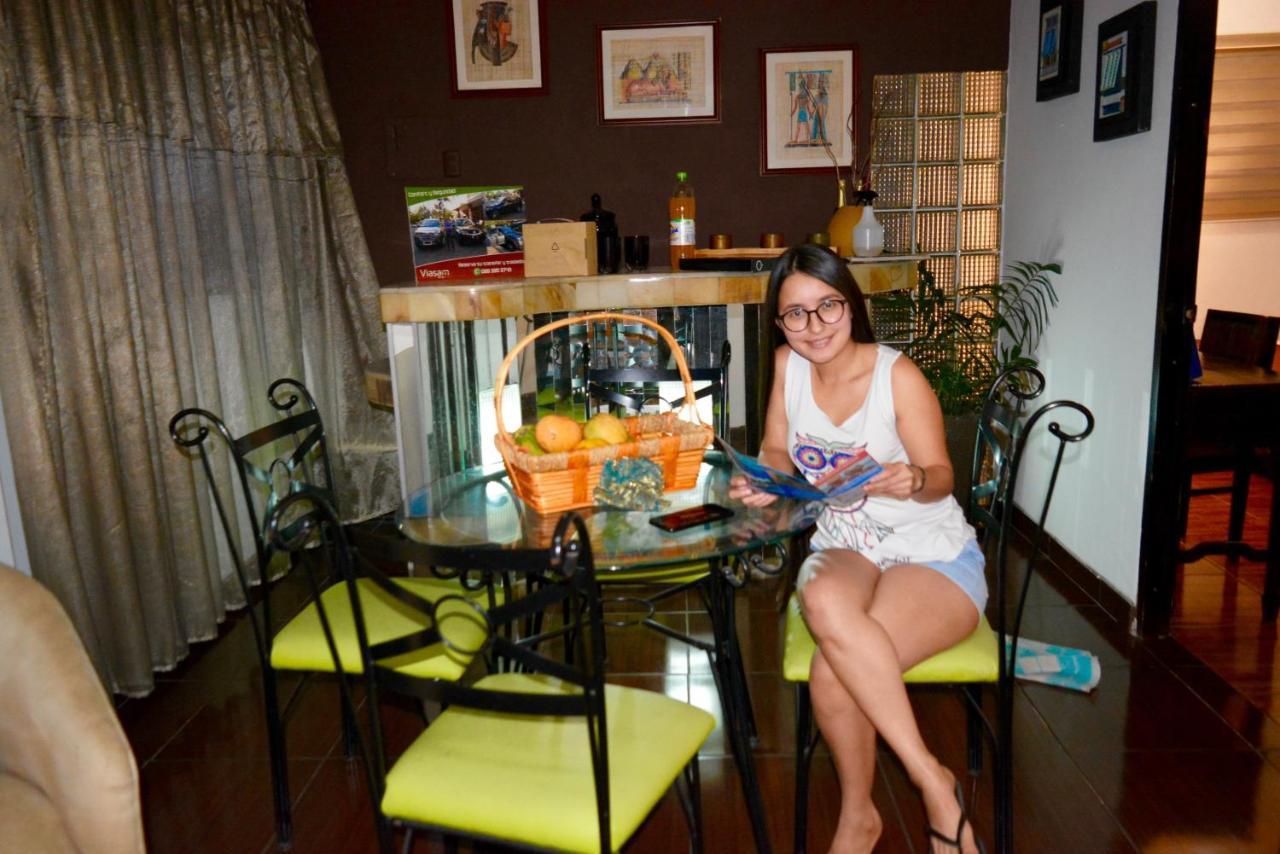 Hostal Villa 97 Guayaquil Exteriér fotografie