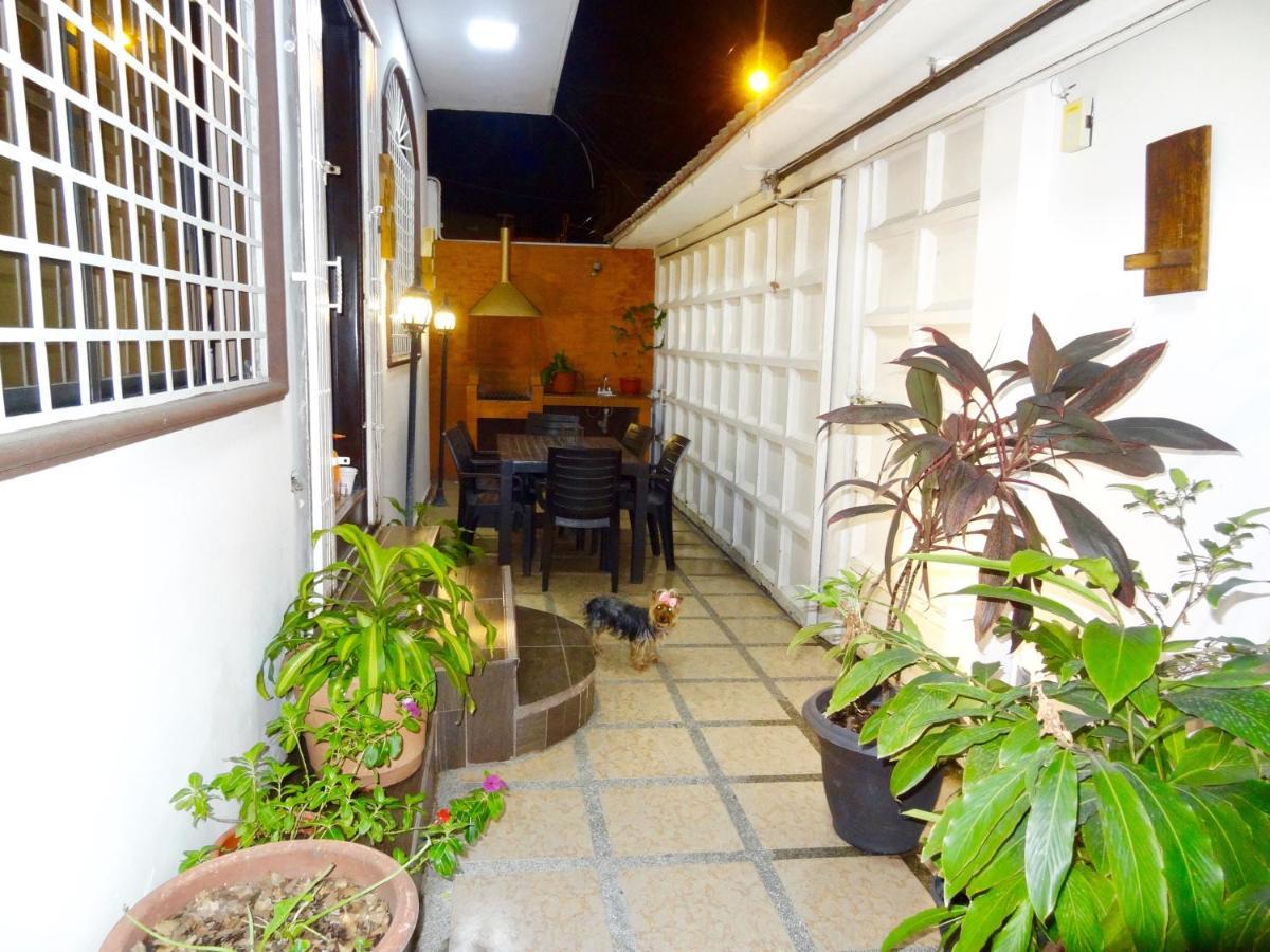 Hostal Villa 97 Guayaquil Exteriér fotografie