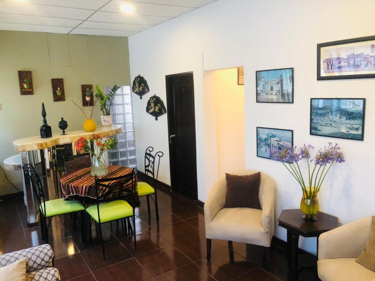 Hostal Villa 97 Guayaquil Exteriér fotografie